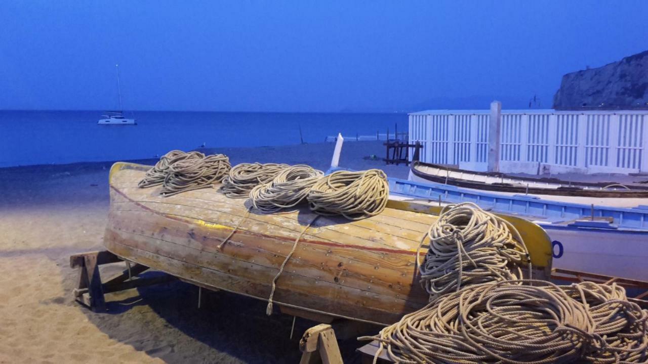 Appartement Casa Mariuccia A Due Passi Dal Mare à Finale Ligure Extérieur photo